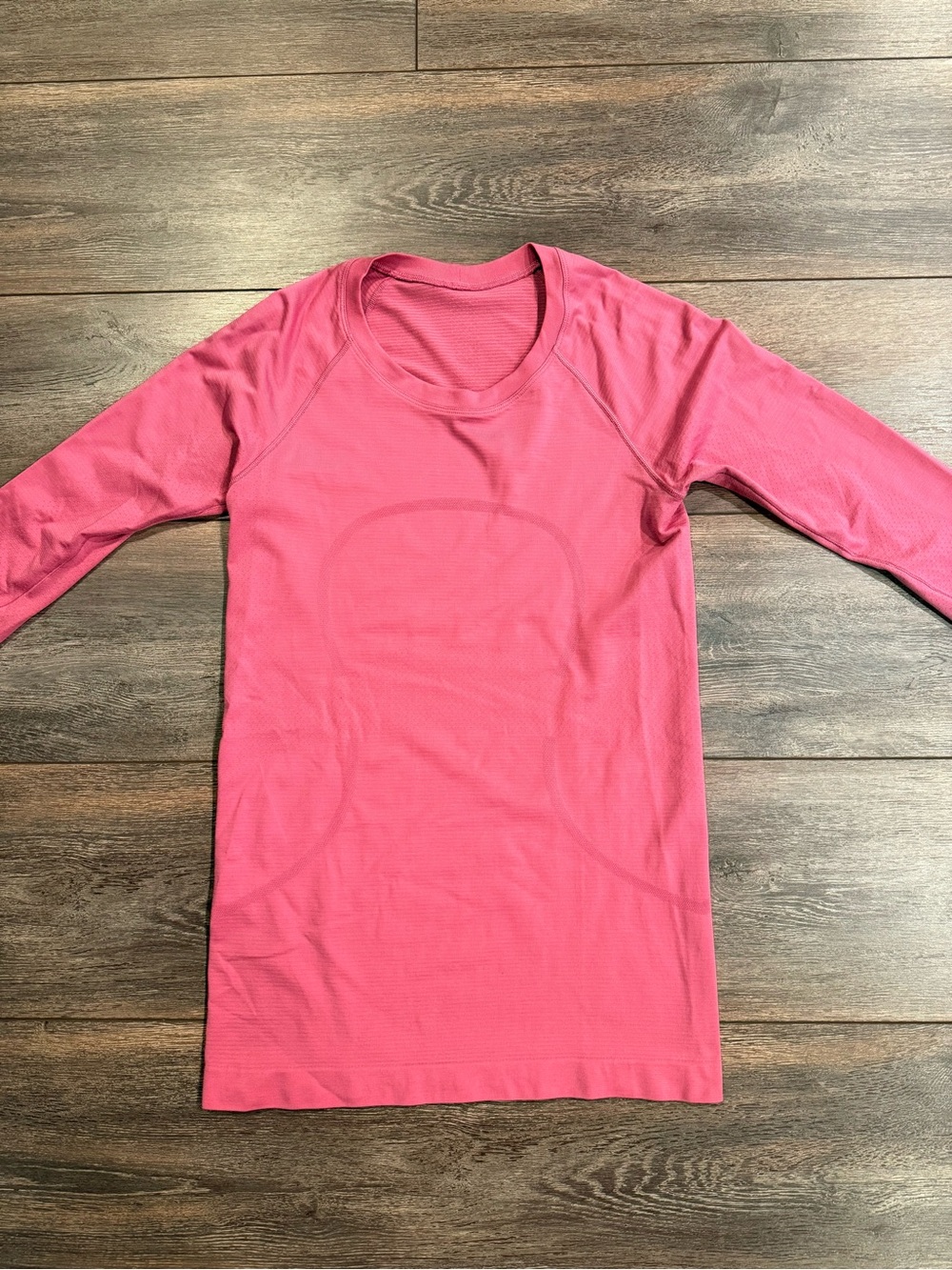 lululemon swiftly athletica Long Sleeve lychee pink Crew Top